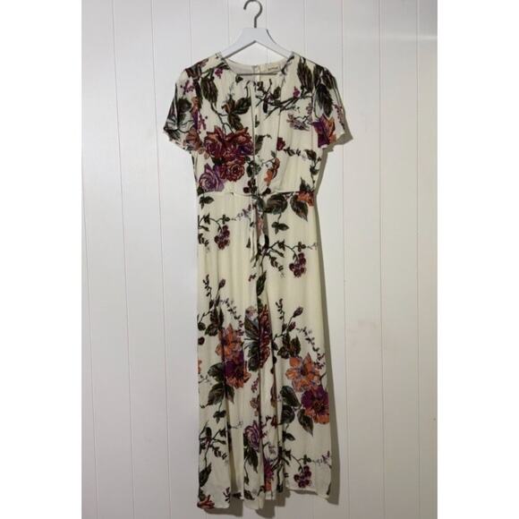 Third Bird Nest Cream and Floral 100% Rayon Flutter Sleeve Jumper Size Small - Picture 1 of 10
